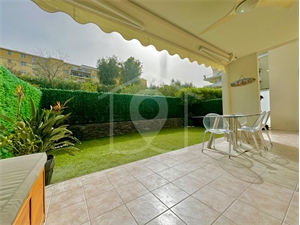 appartement à la vente -   06600  ANTIBES, surface 46 m2 vente appartement - APR679639